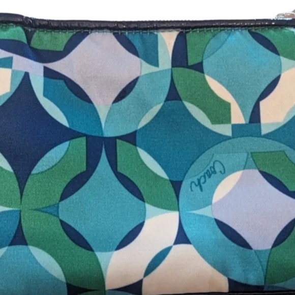 COACH Poppy Wristlet EUC blue green kaleidoscope RARE - Picture 4 of 7